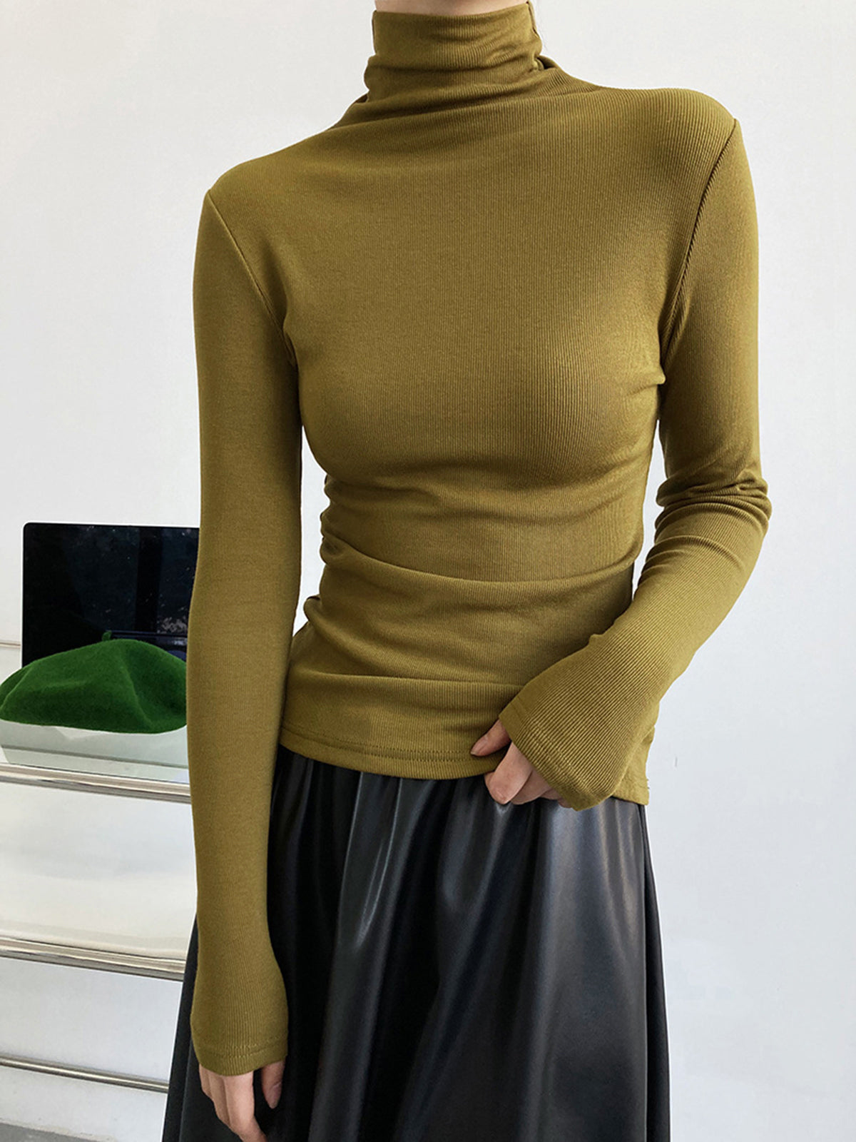 Col Roulé Noir | Coton Stretch | Minimalisme Essentiel