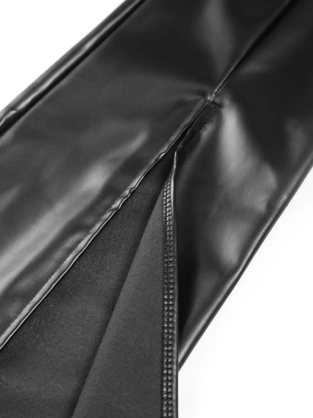 Pantalon Évasé Effet Cuir avec Fente  |  Élégance Moderne