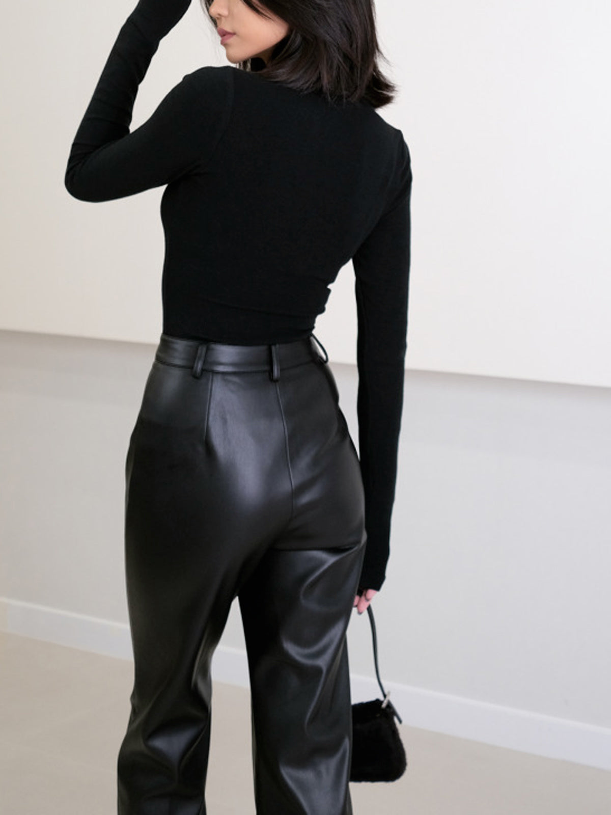Pantalon Taille Haute Similicuir | Structure et Audace