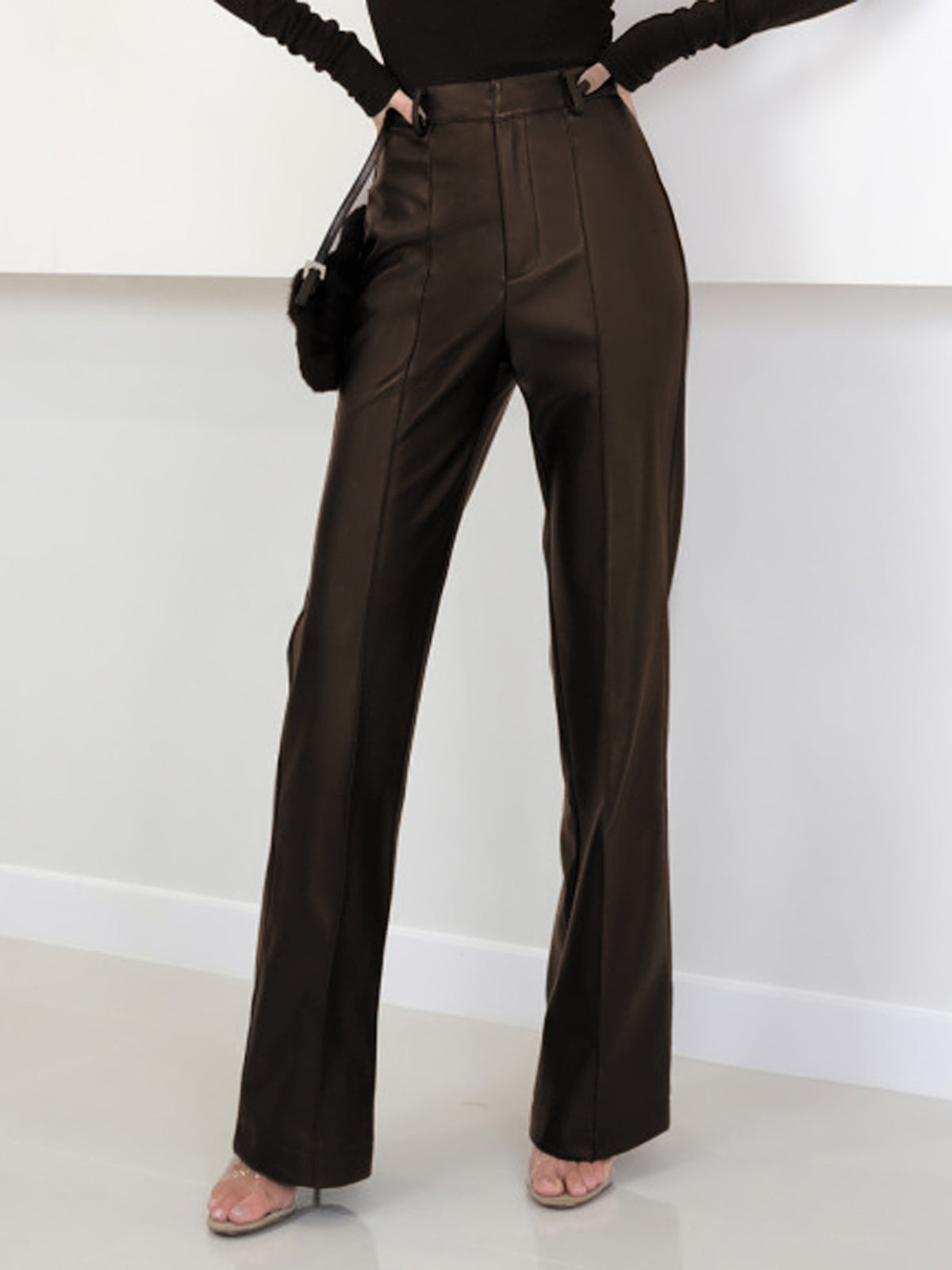 Pantalon Taille Haute Similicuir | Structure et Audace
