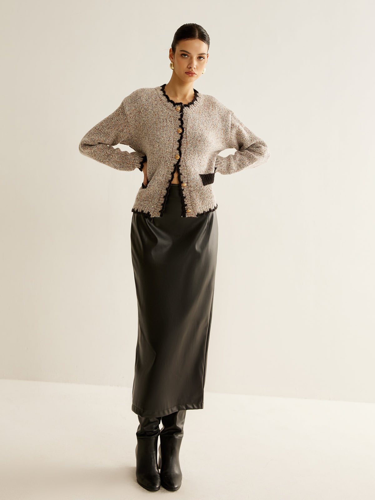 Victoria - Cardigan Tweed | Boutons Dorés | Chic & Élégant