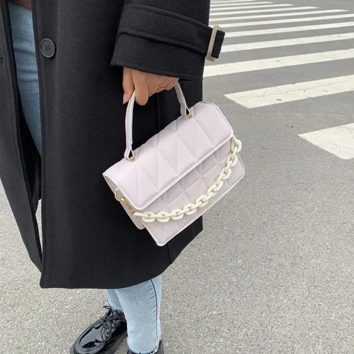 Sac Bandoulière Matelassé | Élégance Minimaliste et Détail Moderne