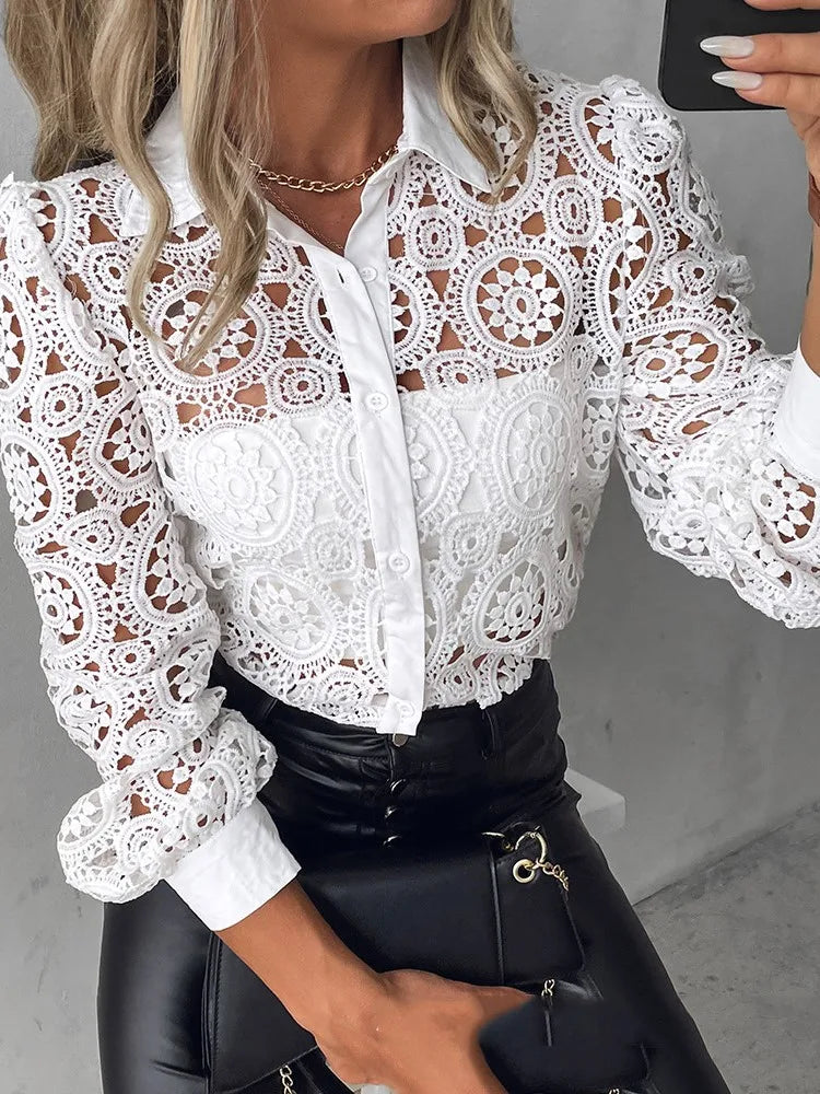 Blouse en Dentelle Brodée | Élégance Structurée et Moderne