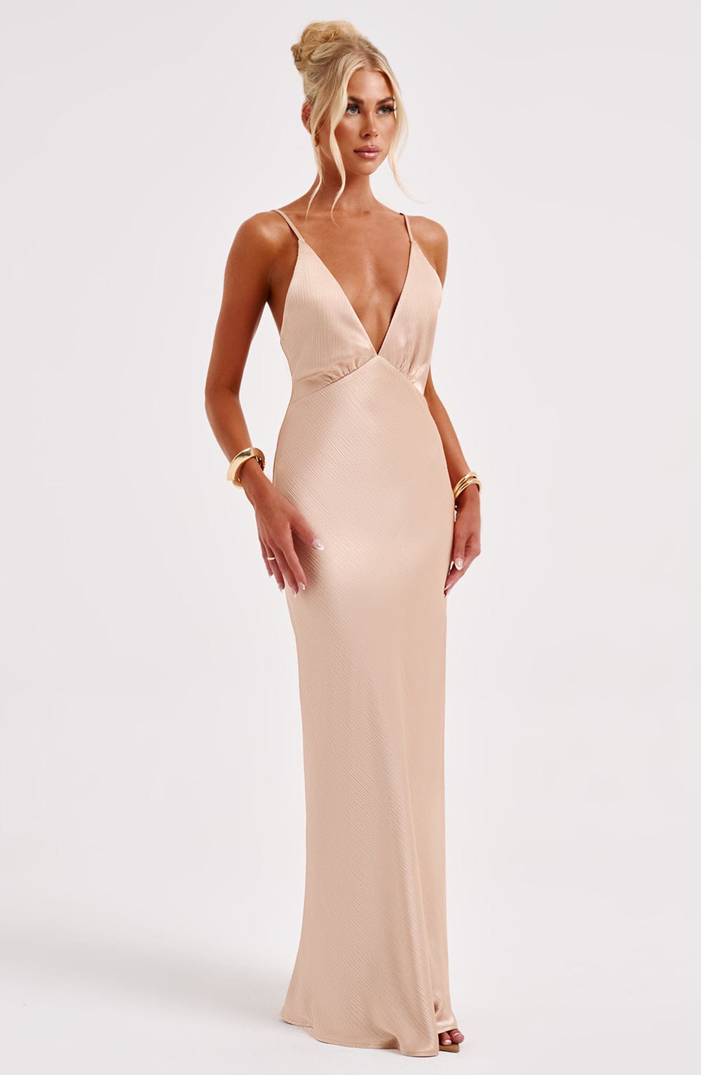 Robe Longue Évasée | Élégante & Minimaliste | Bretelles Fines