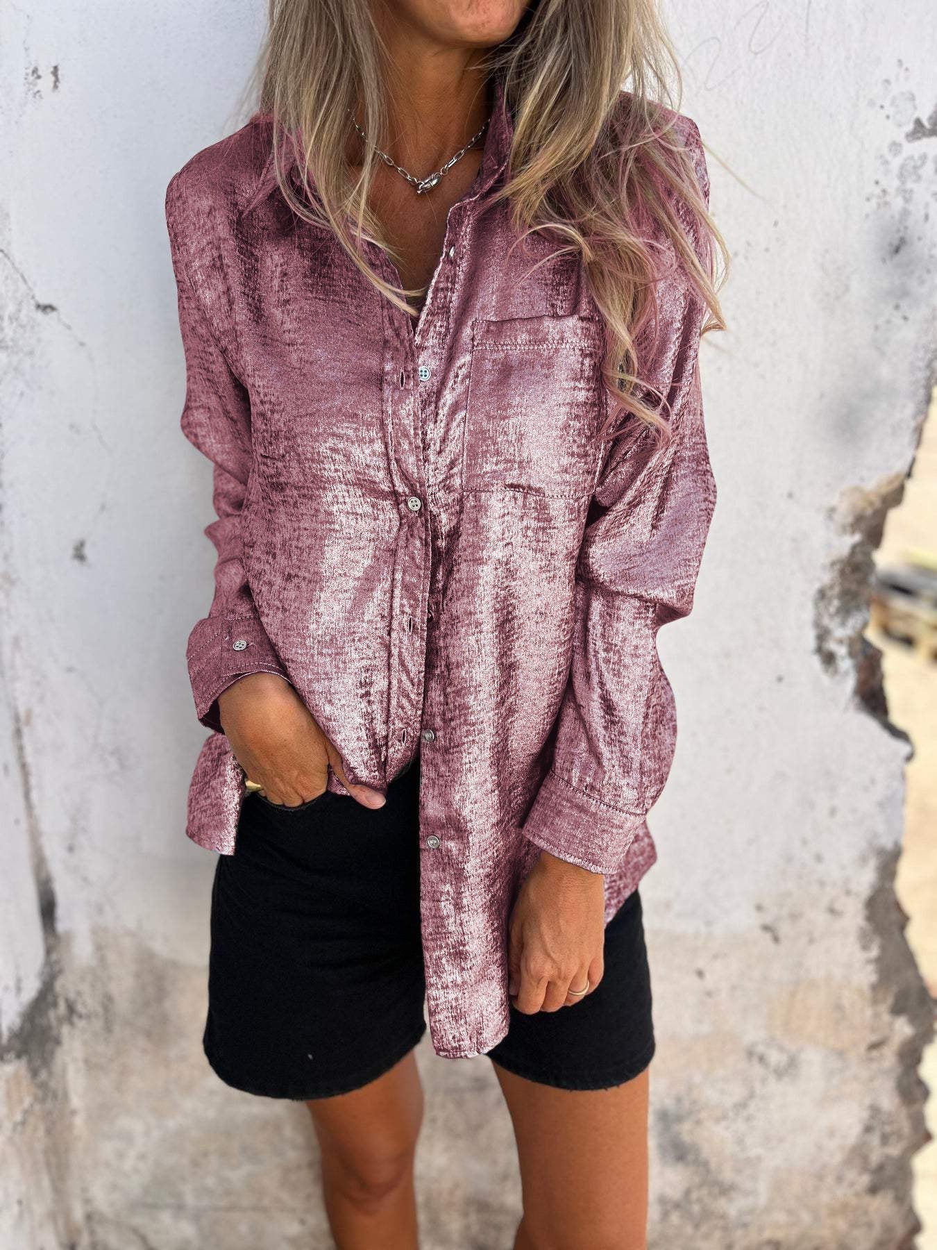 Chemise Métallisée Argentée | Effet Lumière & Touche Audacieuse