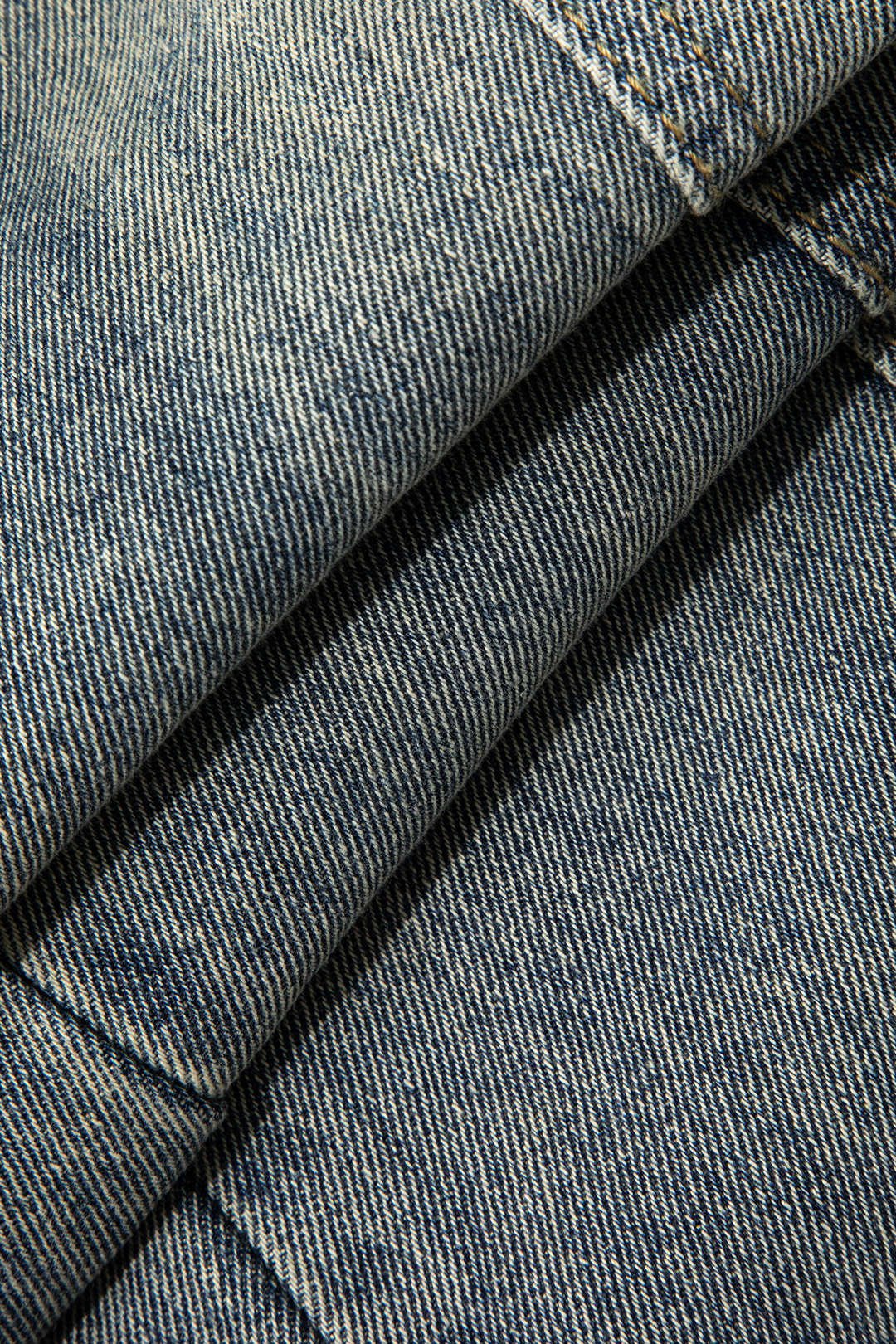 Jean Évasé Délavé à Détails Cloutés | Esprit Vintage