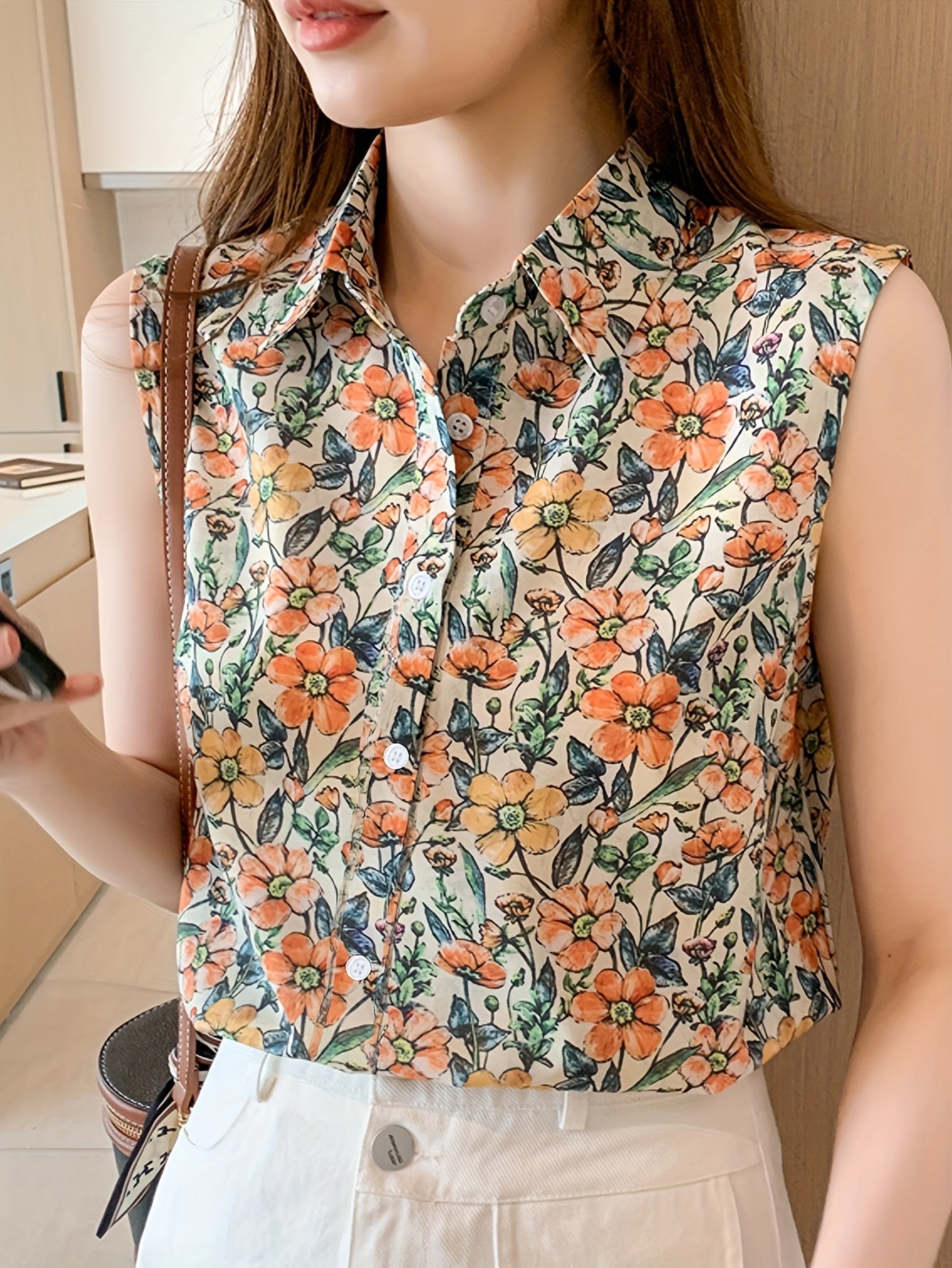 Fleur d'Été | Top Sans Manches à Imprimé Floral Boutonné