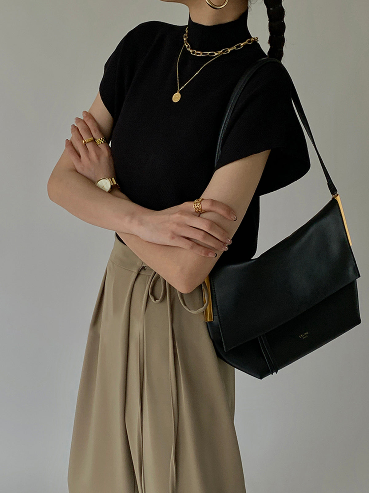 Top Col Montant | Sans Manches | Minimaliste Chic