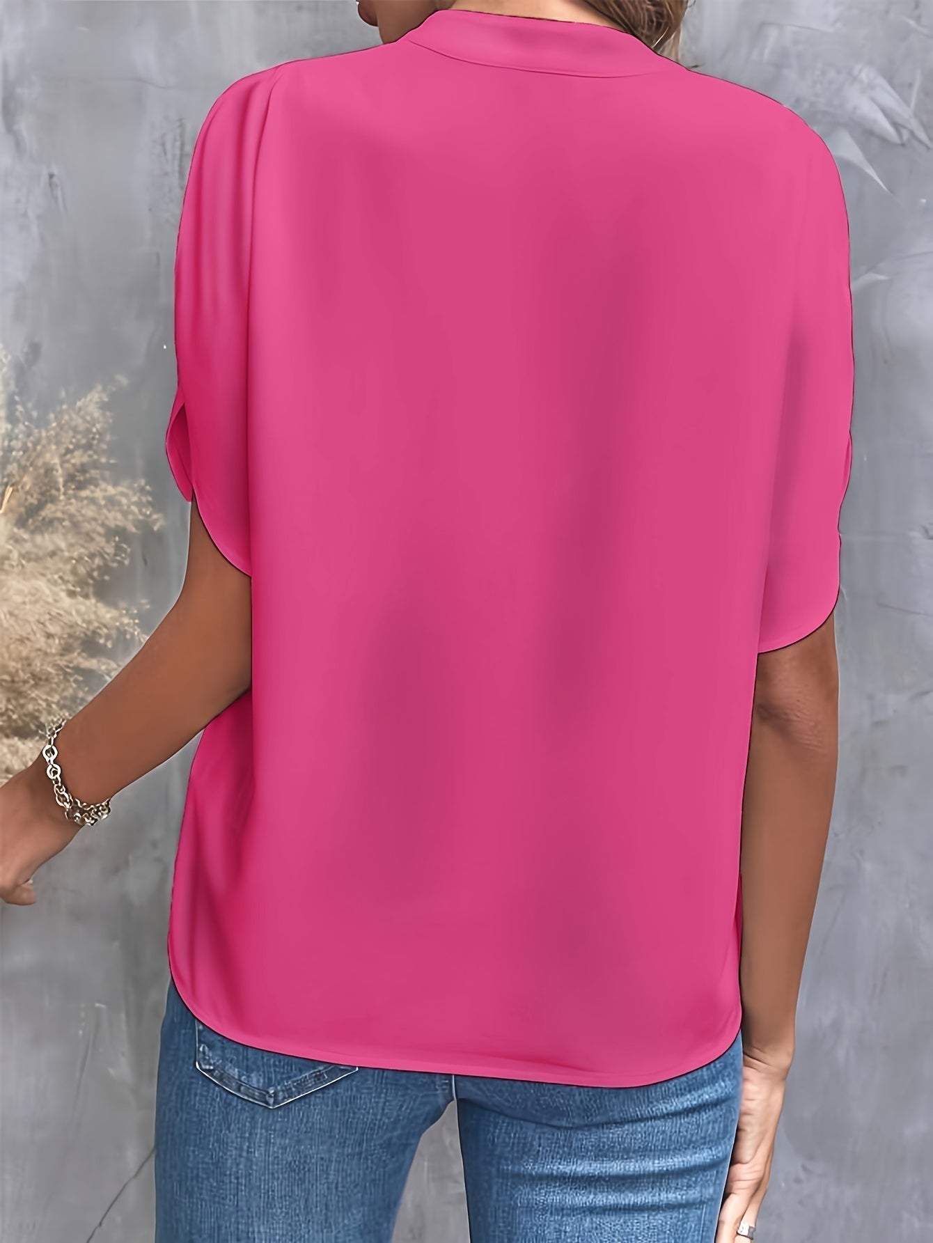 Blouse Blanche à Col en V | Polyester & Coton | Élégance Minimaliste et Confort