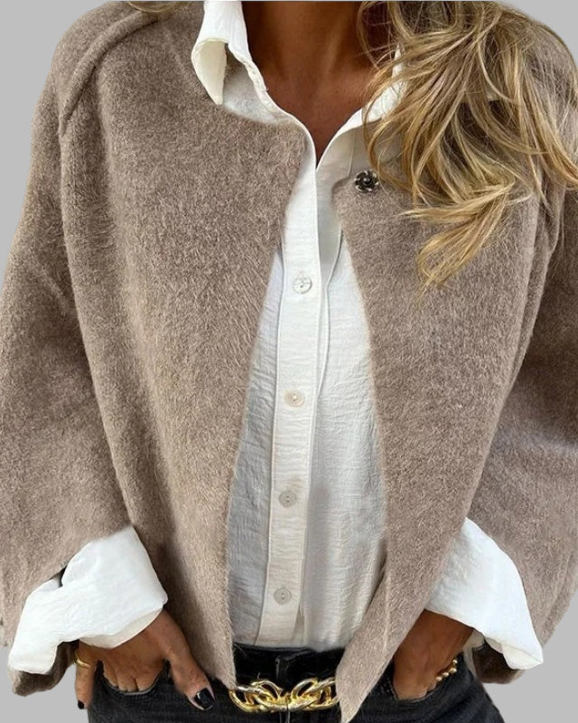 Solène | Manteau Court Élégant pour Femme à Manches Évasées
