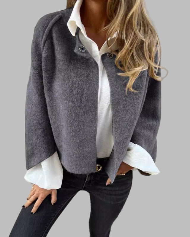 Solène | Manteau Court Élégant pour Femme à Manches Évasées