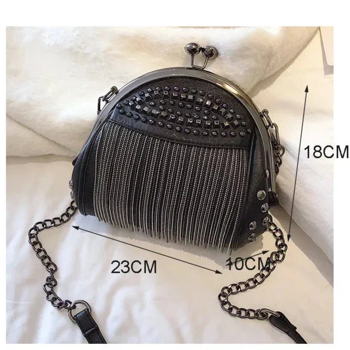 Sac Bandoulière Clouté à Franges Métalliques | Audacieux et Tendance