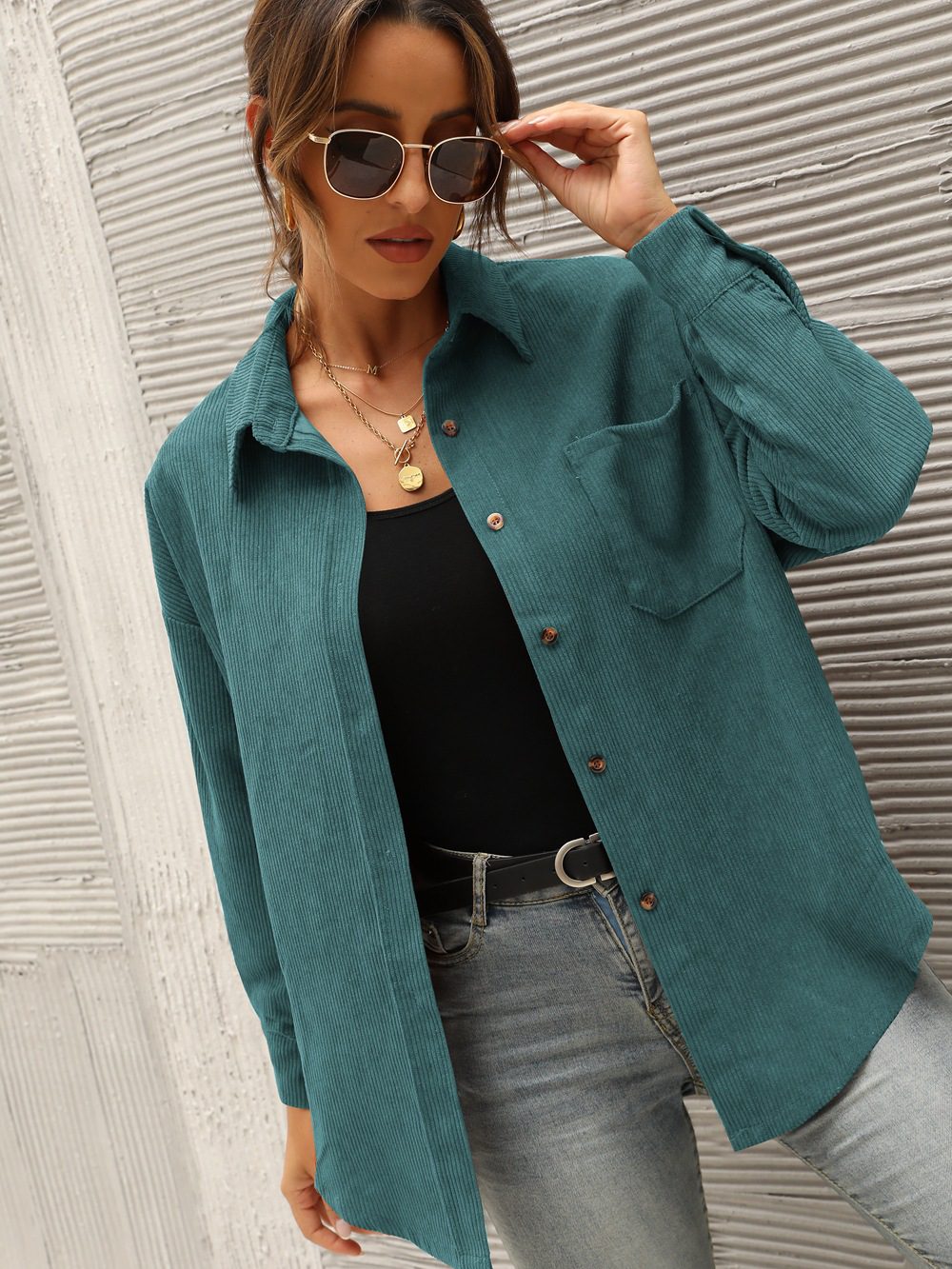 Texture Authentique | Chemise Oversize en Velours Côtelé