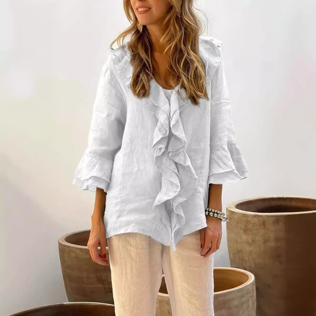 Élégance Décontractée | Blouse à Volants et Manches Évasées