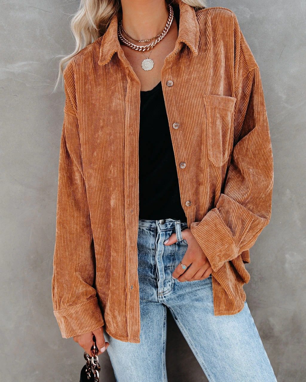 Texture Authentique | Chemise Oversize en Velours Côtelé