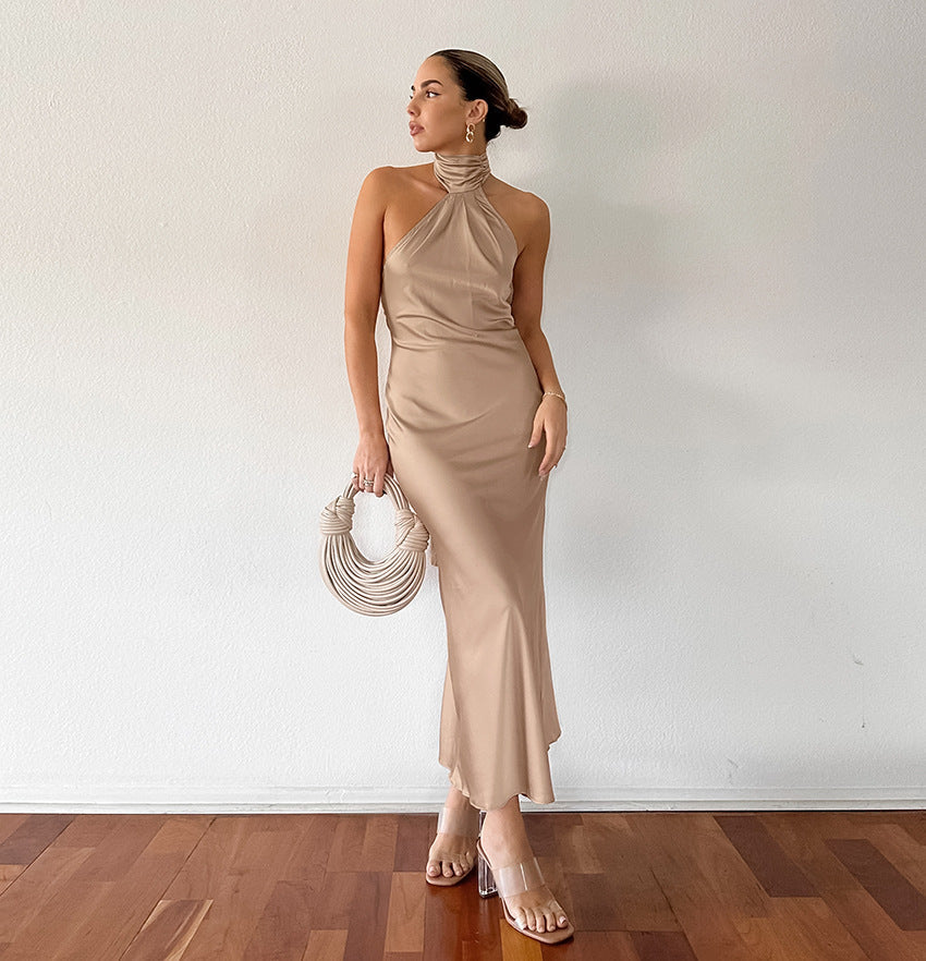 Robe Satinée Longue | Élégance & Fluidité | Col Haut Sophistiqué