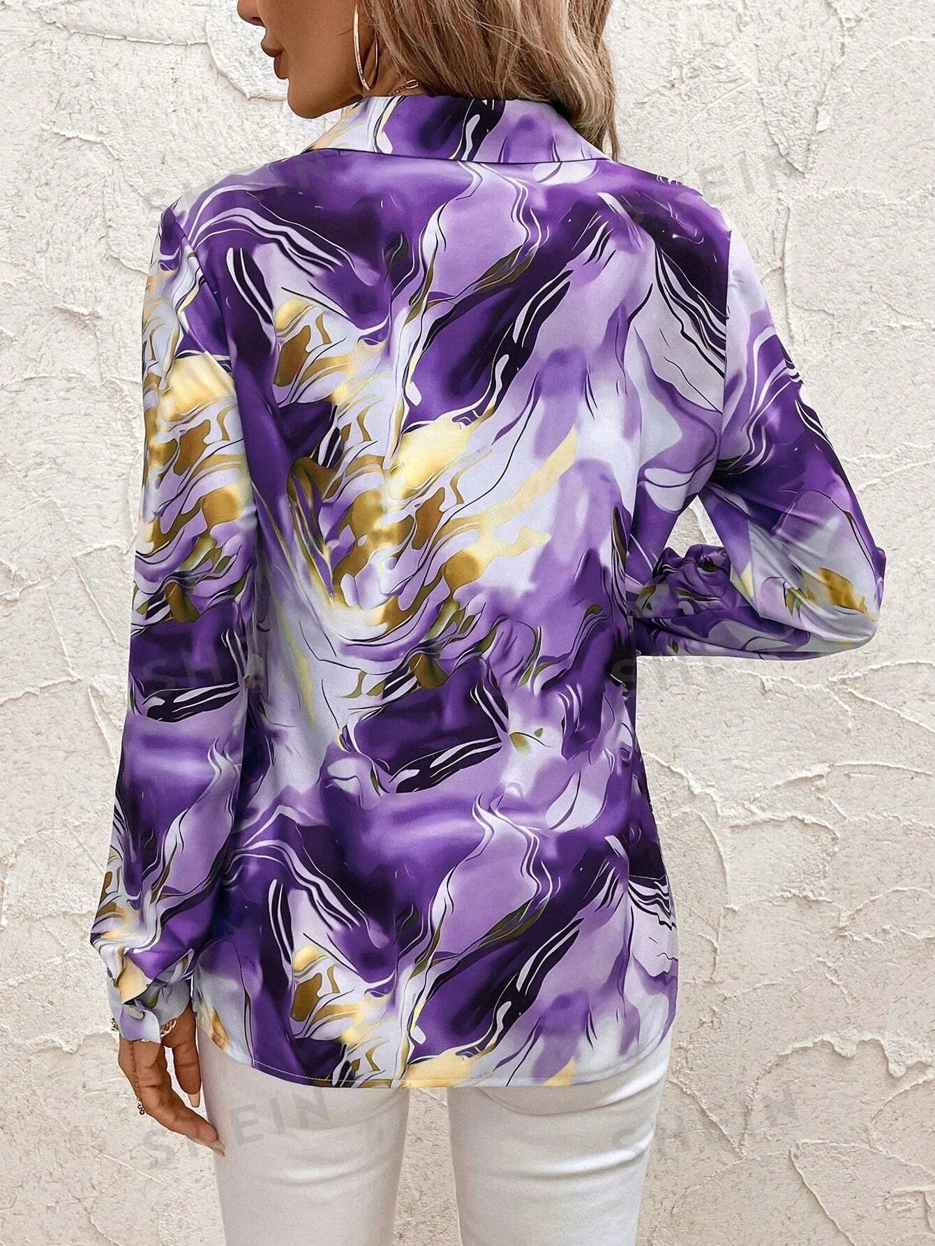 Chemise Satinée Imprimé Marbré | Élégante et Audacieuse