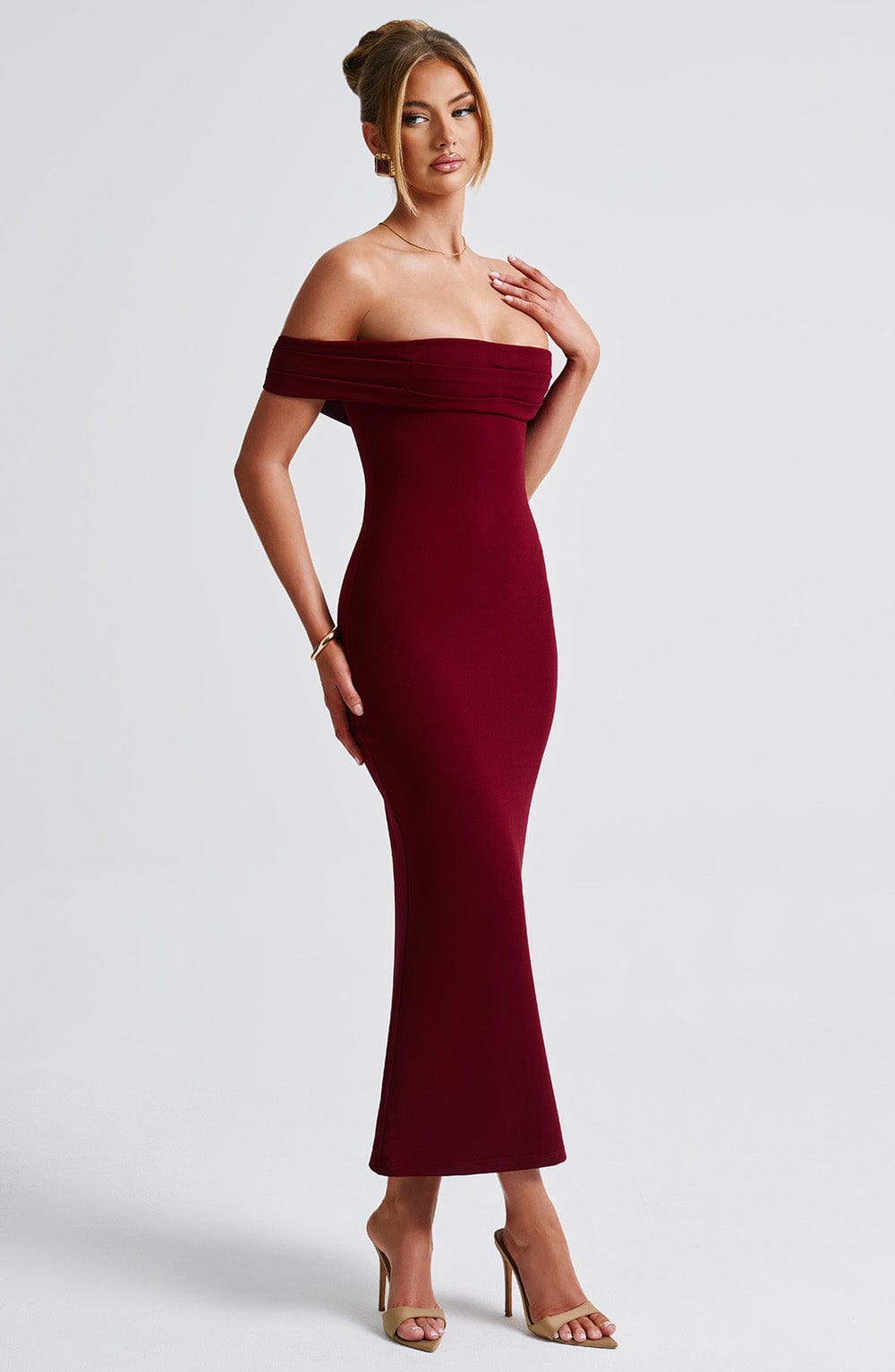 Robe Courte Pailletée | Élégante & Glamour | Manches Longues Transparentes