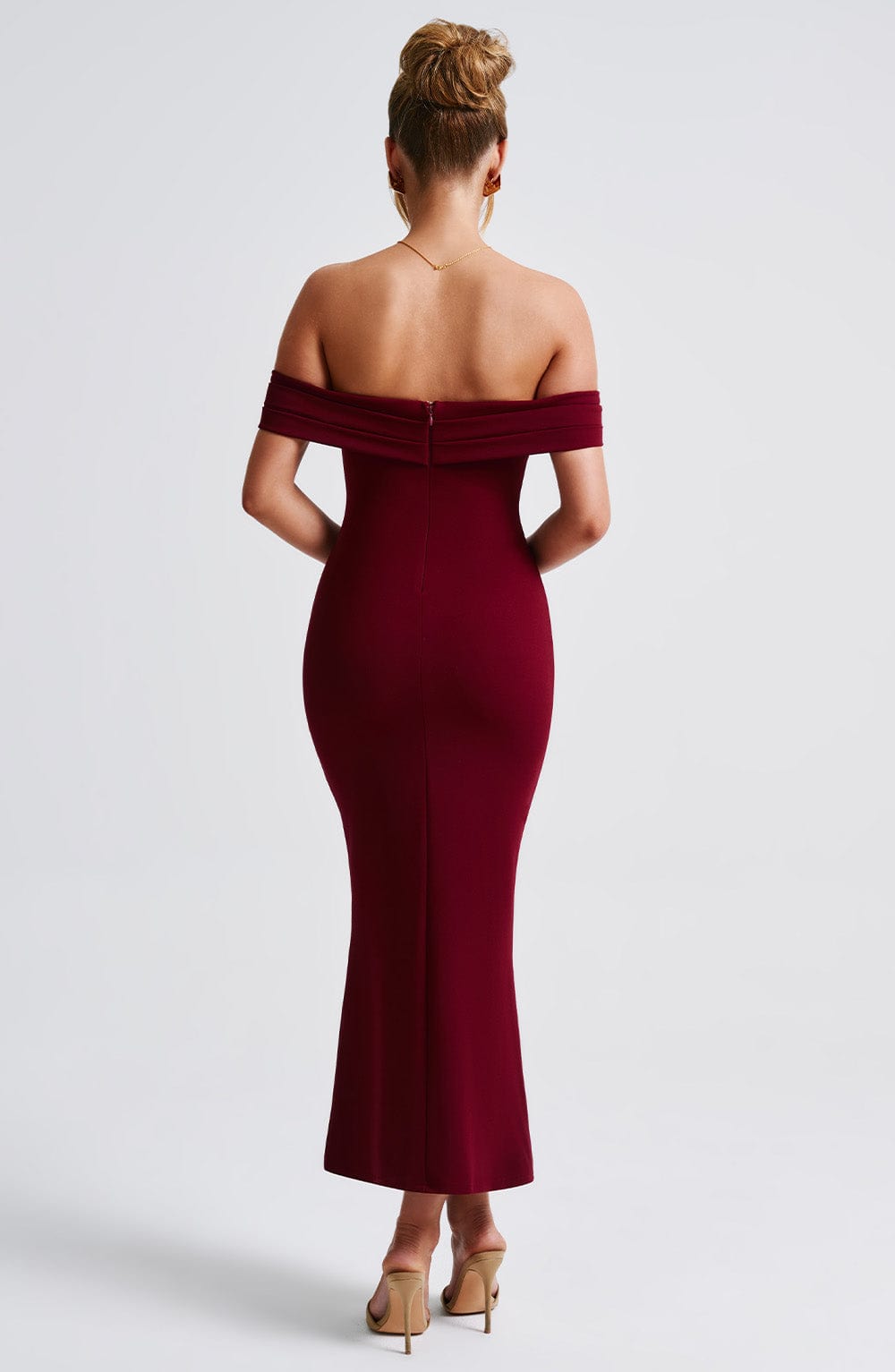 Robe Courte Pailletée | Élégante & Glamour | Manches Longues Transparentes