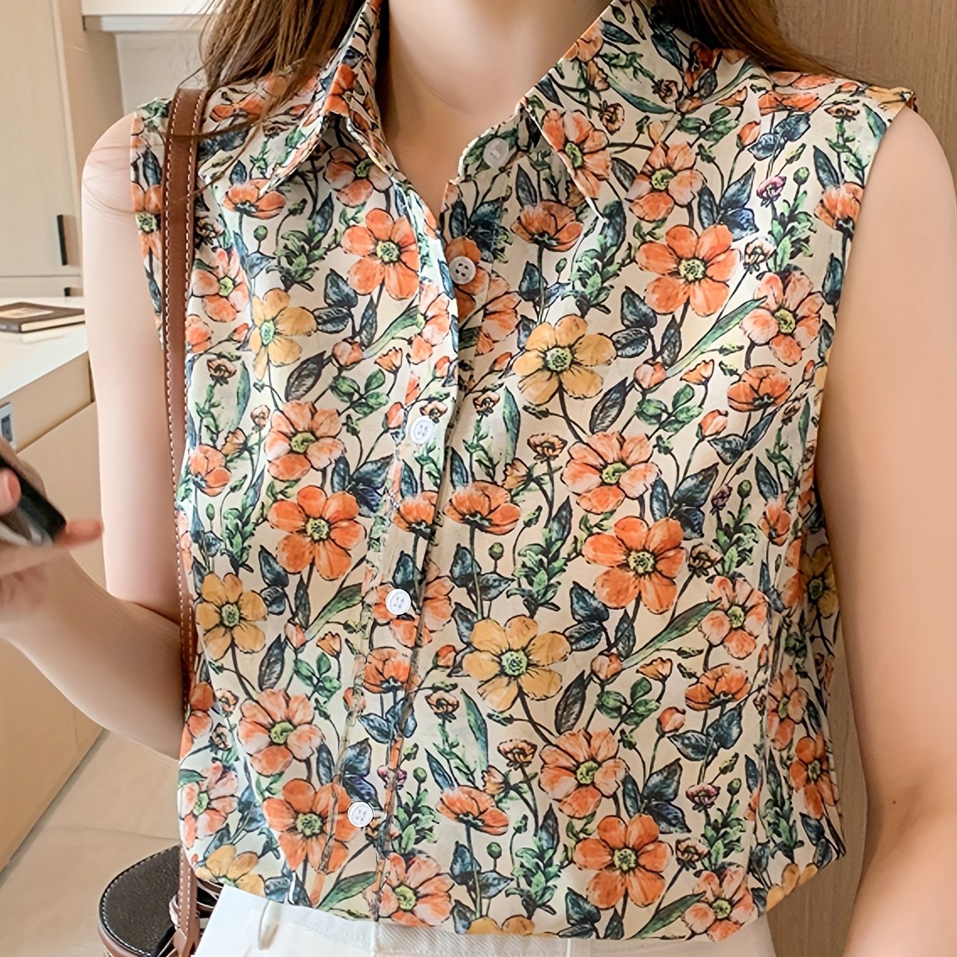 Fleur d'Été | Top Sans Manches à Imprimé Floral Boutonné